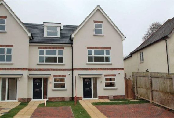 4 Bedroom Semi-Detac...